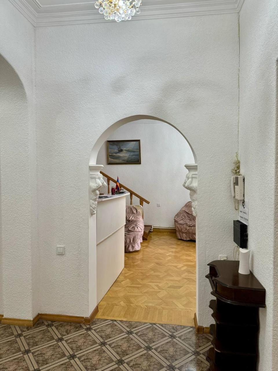 California Hostel 예레반 외부 사진